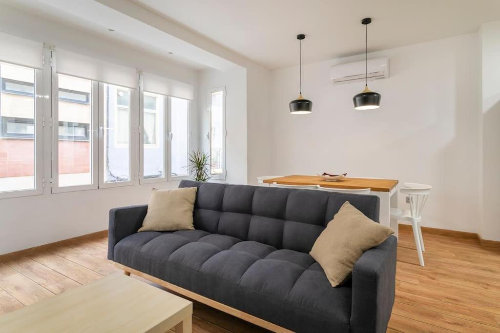 Cozy Apartment City Center Alicante Exterior photo